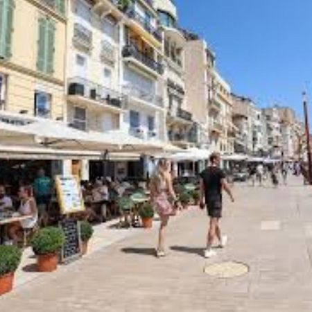 Magnifique 3 Pieces Renove Cannes Centre 'Banane' Avec Veranda ! A2B88 Екстер'єр фото