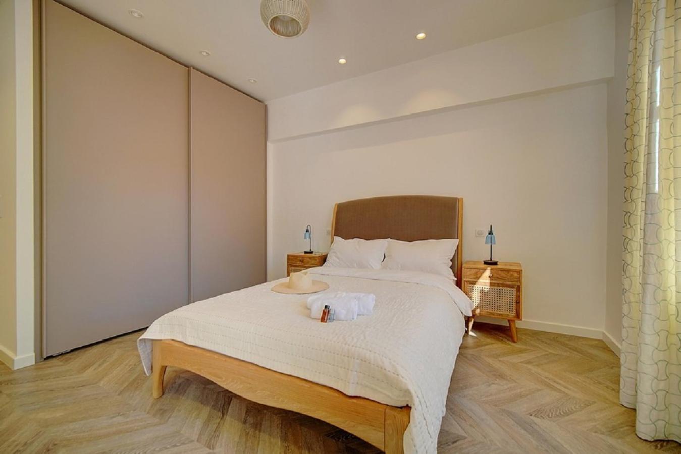 Magnifique 3 Pieces Renove Cannes Centre 'Banane' Avec Veranda ! A2B88 Екстер'єр фото