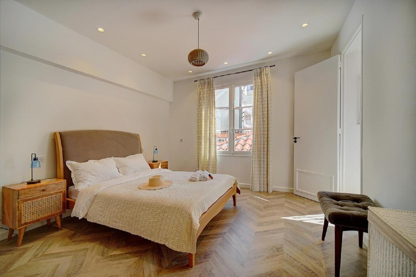 Magnifique 3 Pieces Renove Cannes Centre 'Banane' Avec Veranda ! A2B88 Екстер'єр фото