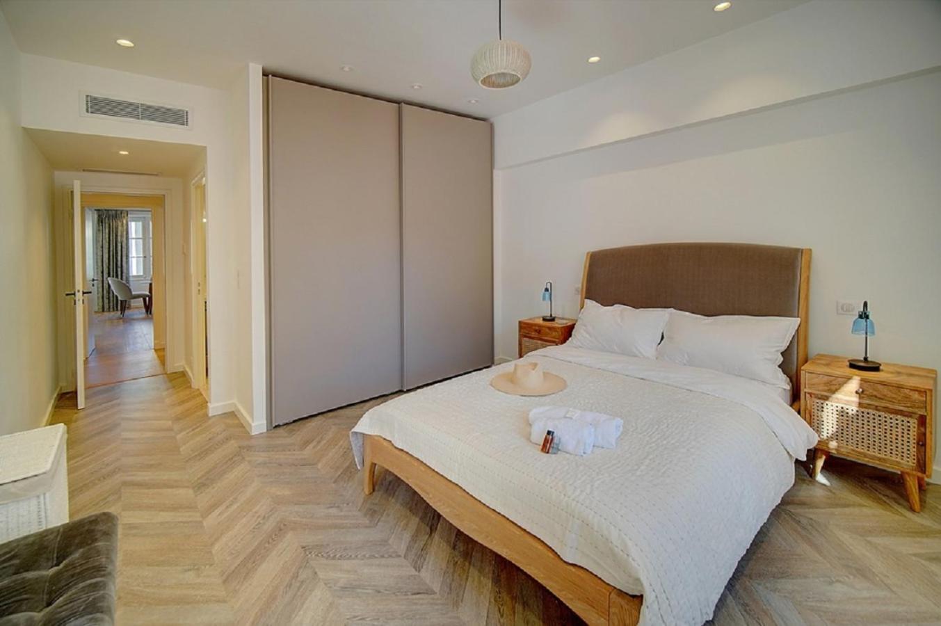 Magnifique 3 Pieces Renove Cannes Centre 'Banane' Avec Veranda ! A2B88 Екстер'єр фото