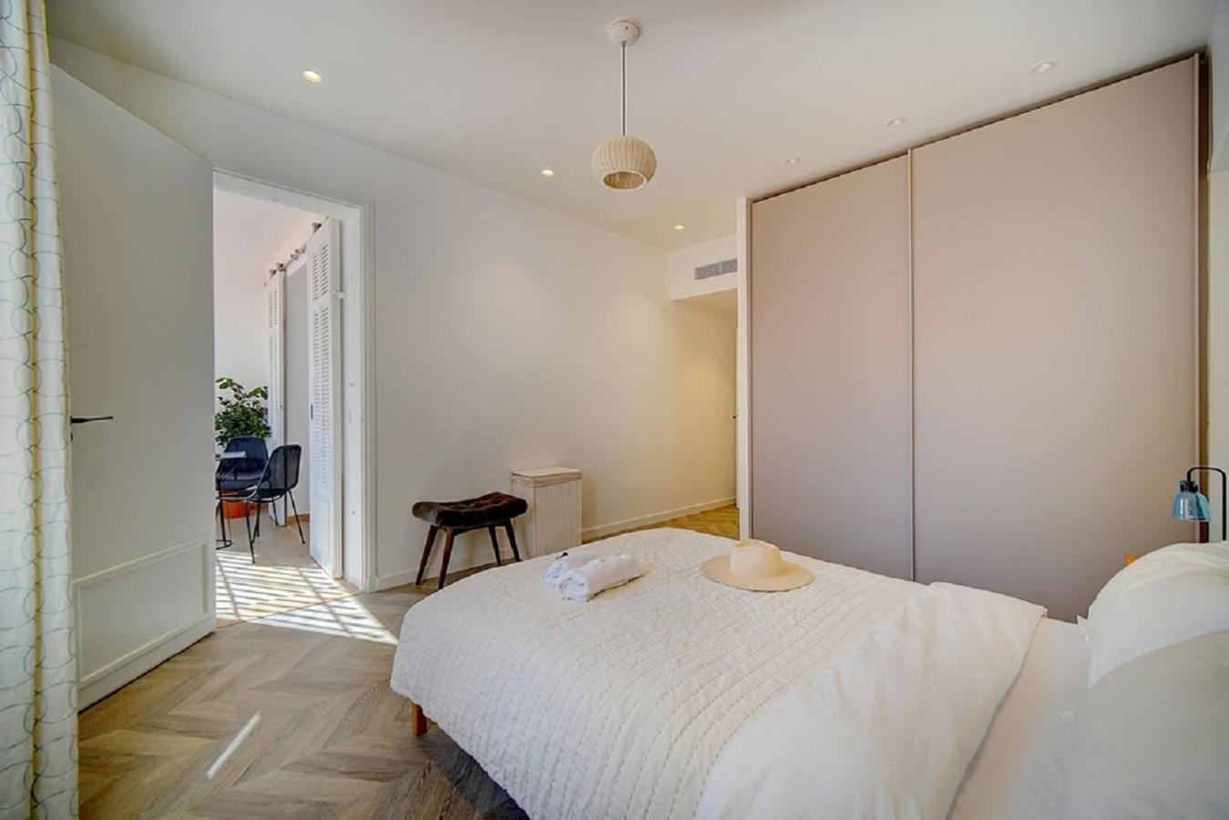 Magnifique 3 Pieces Renove Cannes Centre 'Banane' Avec Veranda ! A2B88 Екстер'єр фото